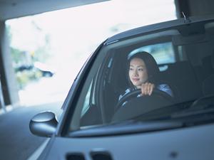 カーラッピングシートでおしゃれな車へ