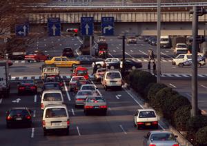 九州最大級の軽自動車専門店「ケイカフェちくしの店」：在庫数と多彩な車種での選択肢を提供