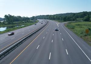 貴重な外車や高級車ほど板金修理には気を遣いたい